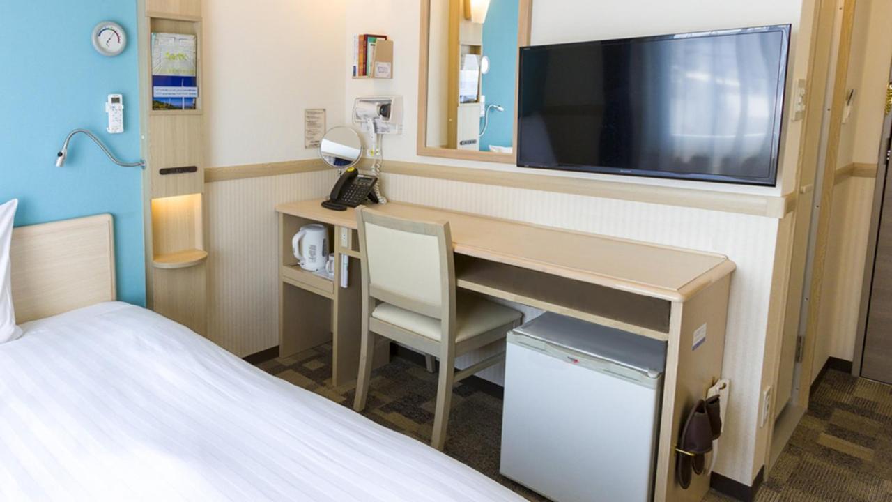 Toyoko Inn Tokyo Keihin Tohoku Sen Oji Eki Kita Guchi מראה חיצוני תמונה